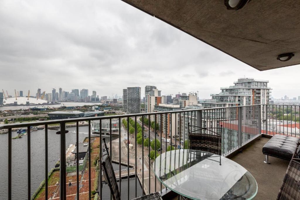 Excel Dock Apartments Londyn Zewnętrze zdjęcie