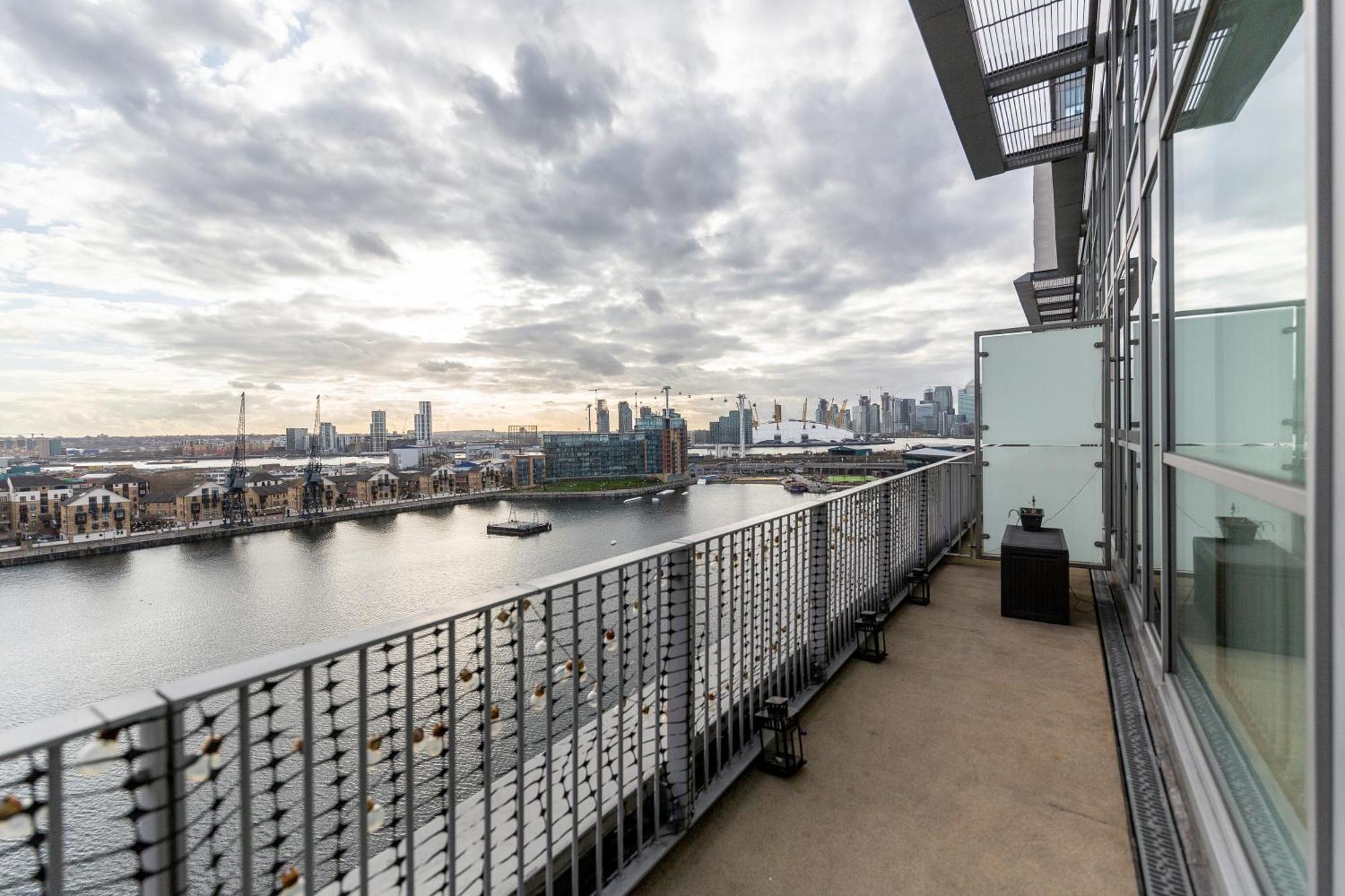 Excel Dock Apartments Londyn Zewnętrze zdjęcie